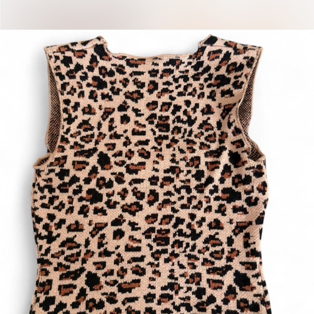 Forever 21 Animal Print and Camel Buttoned Tank Tops - Picture 6 of 6